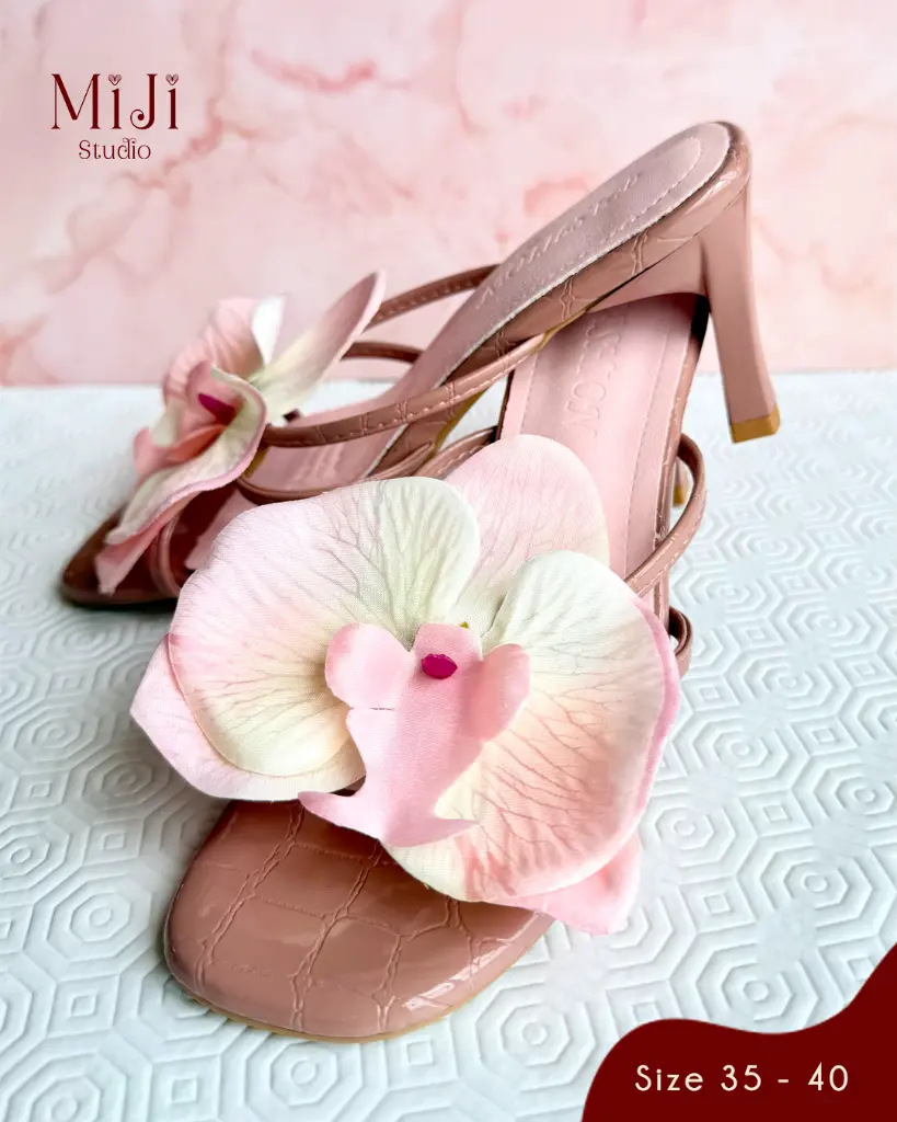 Malena Blush 2jpg.webp