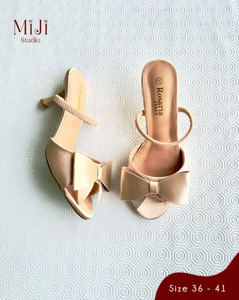 Meri Muse Heels